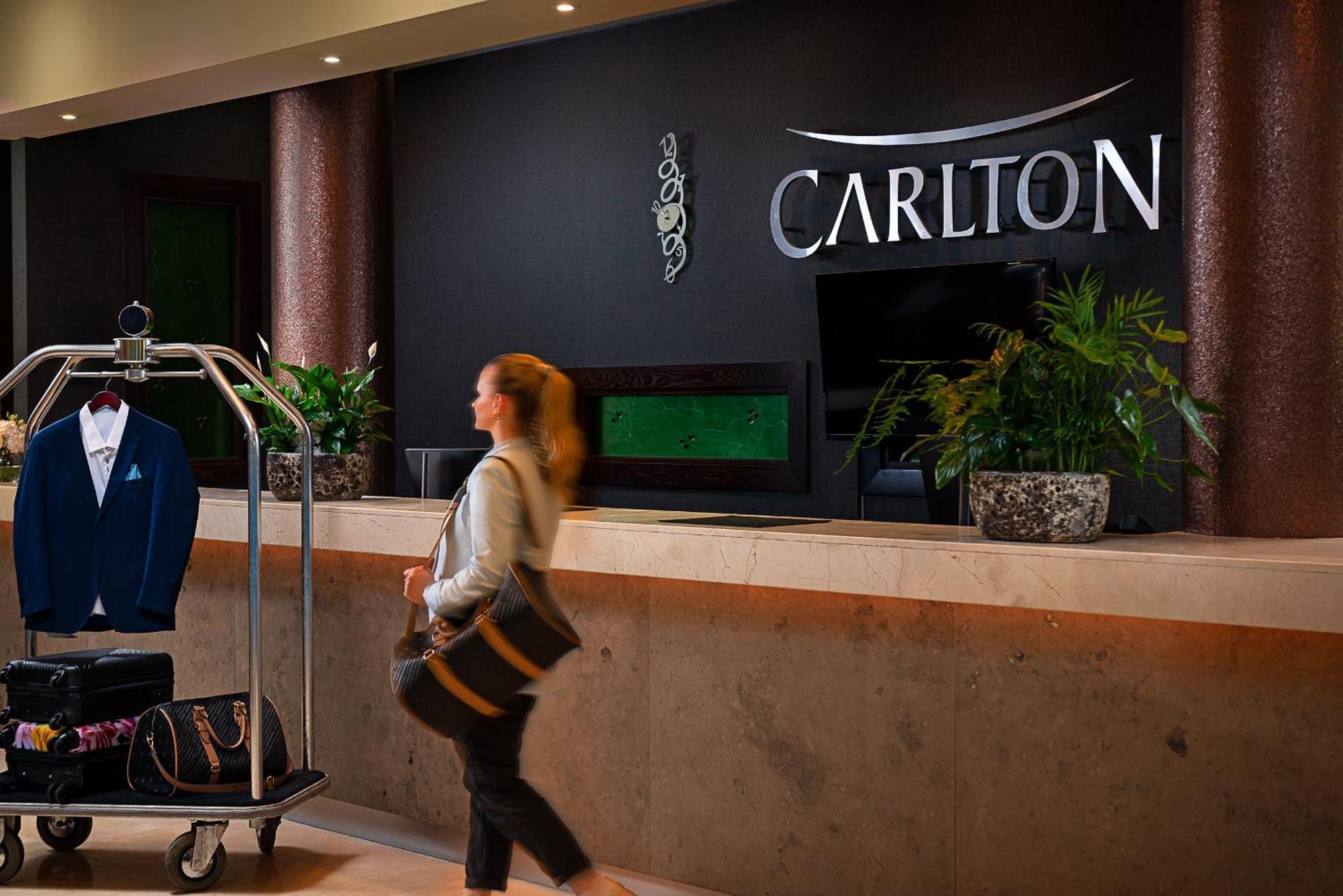 Carlton Hotel Blanchardstown Exterior photo